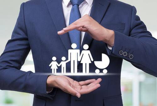 60歲以上老人買什么保險(xiǎn)好？一文搞定！