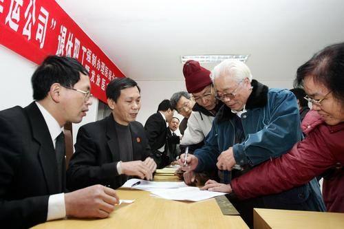 誰最反對延遲退休？這3種人給出的答案，道盡心酸